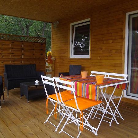 Chalet 2 Pers. + Bebe Montolieu Buitenkant foto