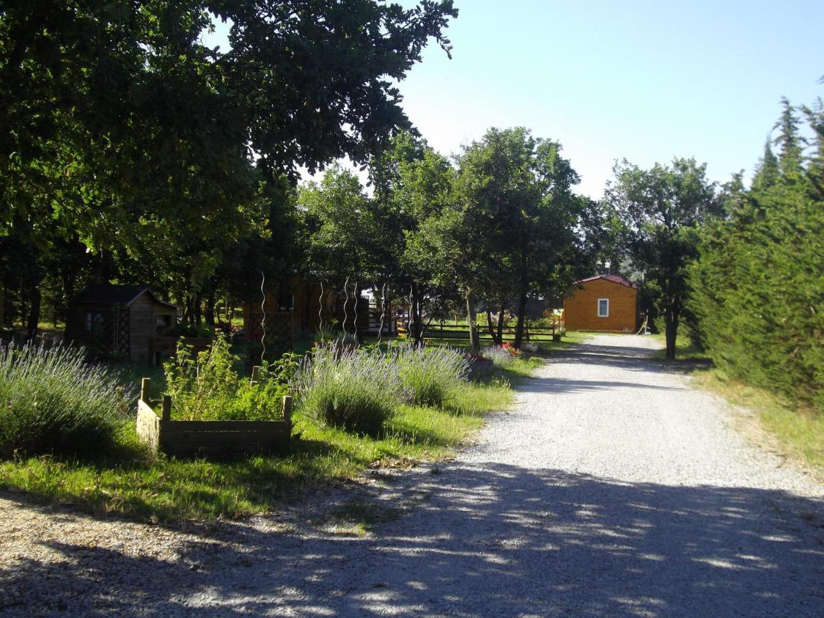 Chalet 2 Pers. + Bebe Montolieu Buitenkant foto