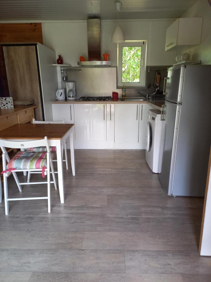 Chalet 2 Pers. + Bebe Montolieu Buitenkant foto